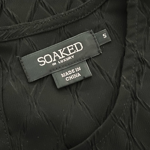 Soaked in Luxury Black Sheer Diamond Pattern Short Sleeve Rounded Collar Top - Picture 8 of 10